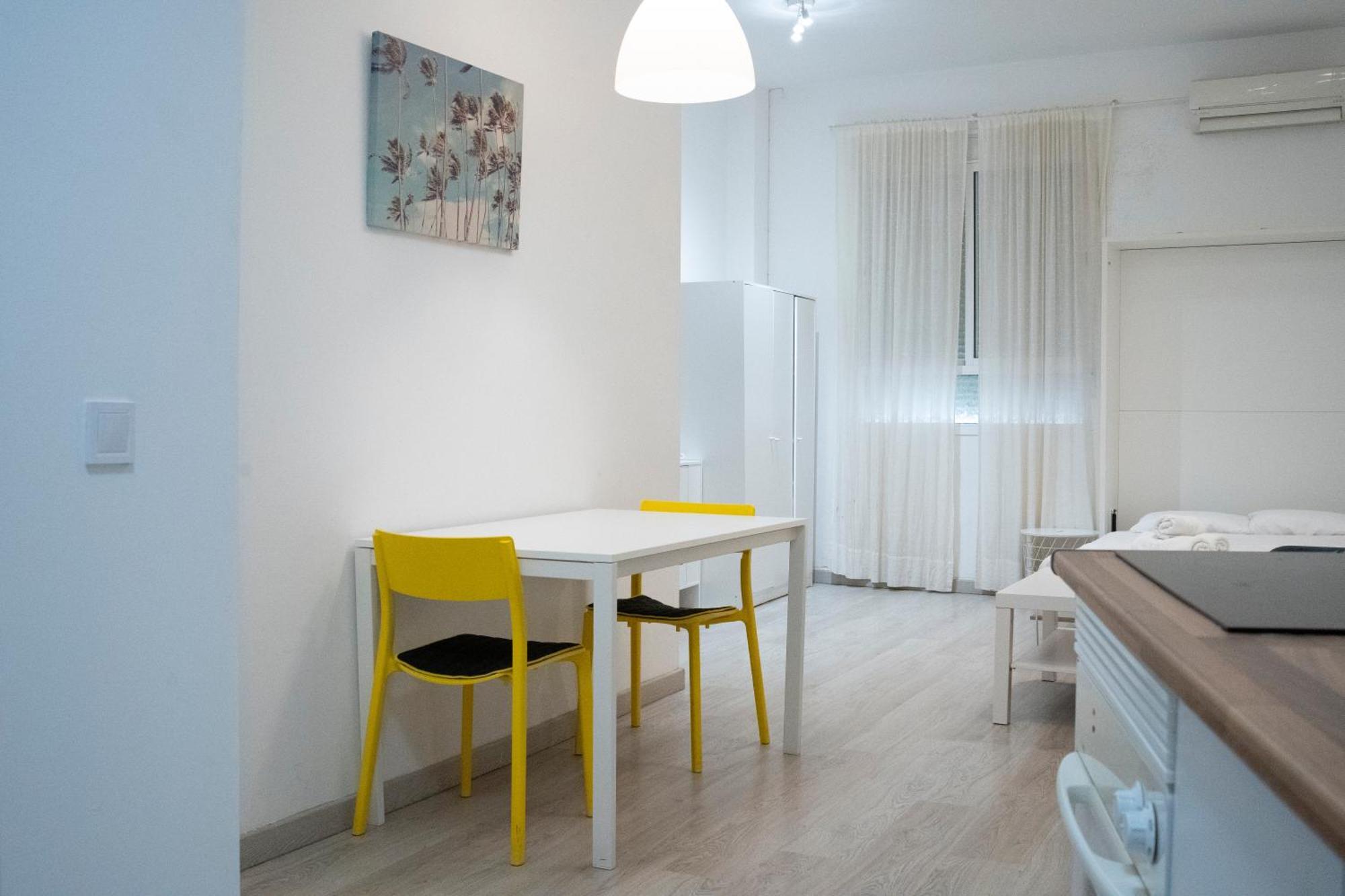 Estupendo Estudio Al Lado De Plaza La Merced Málaga Eksteriør bilde